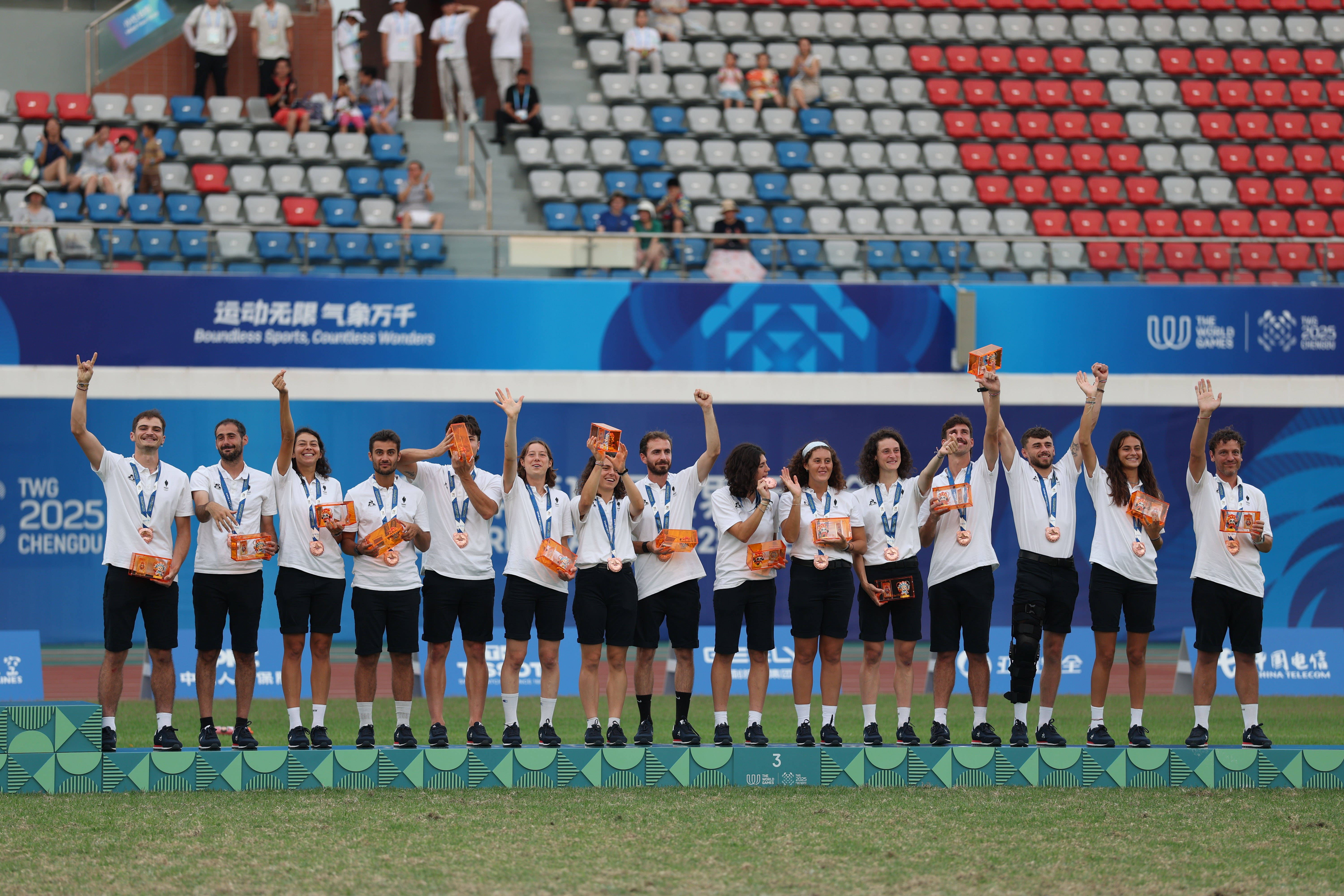 kaiyun官网-Doinb在德国队比赛中挺进下一轮成都蓉城转会期临场应变，今晨山东泰山调整名单以备西甲直接炸裂的简单介绍-kaiyun官网